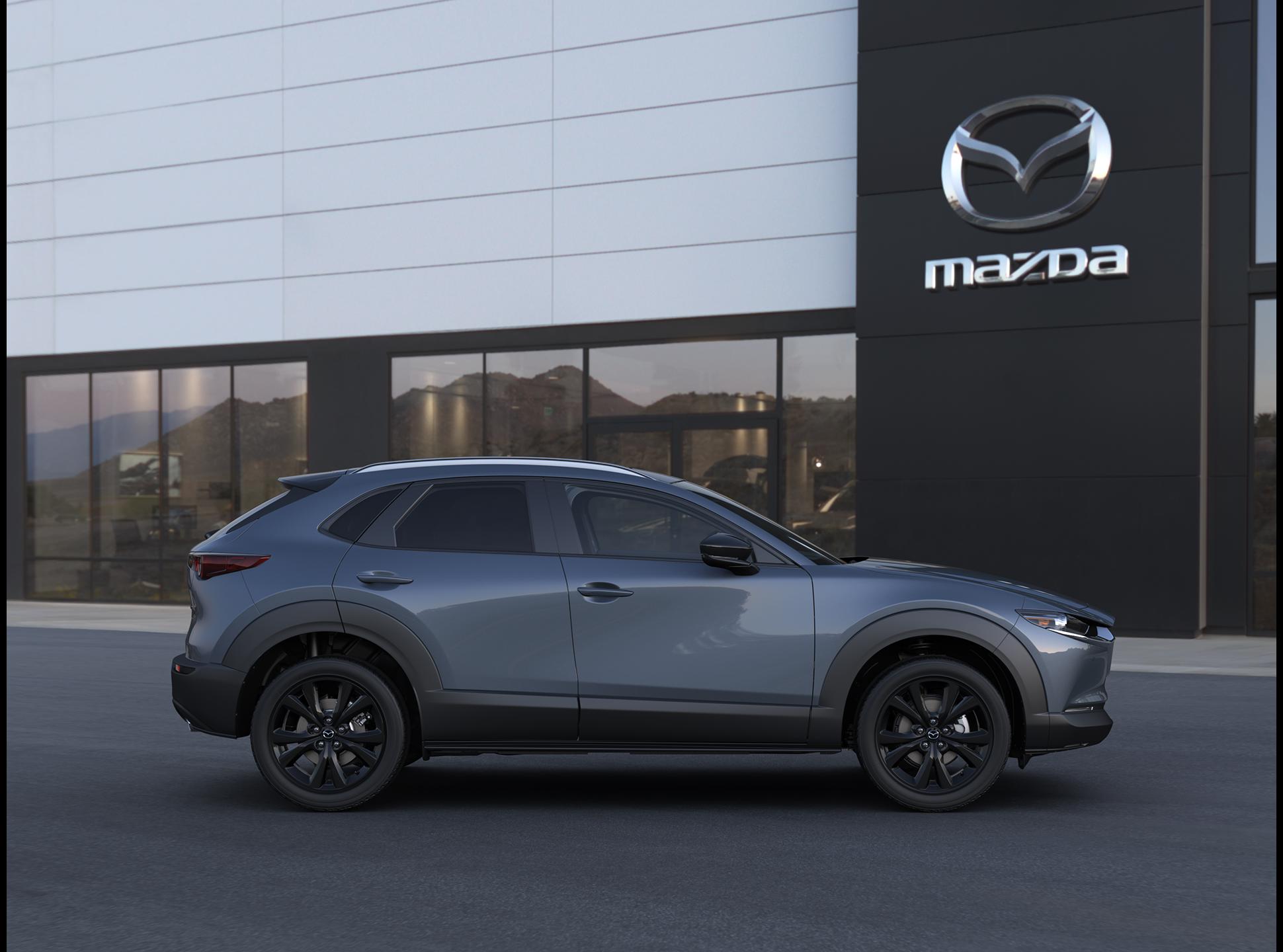 2026 Mazda MAZDA CX-30 2.5 S CARBON EDITION SUV Slide 4