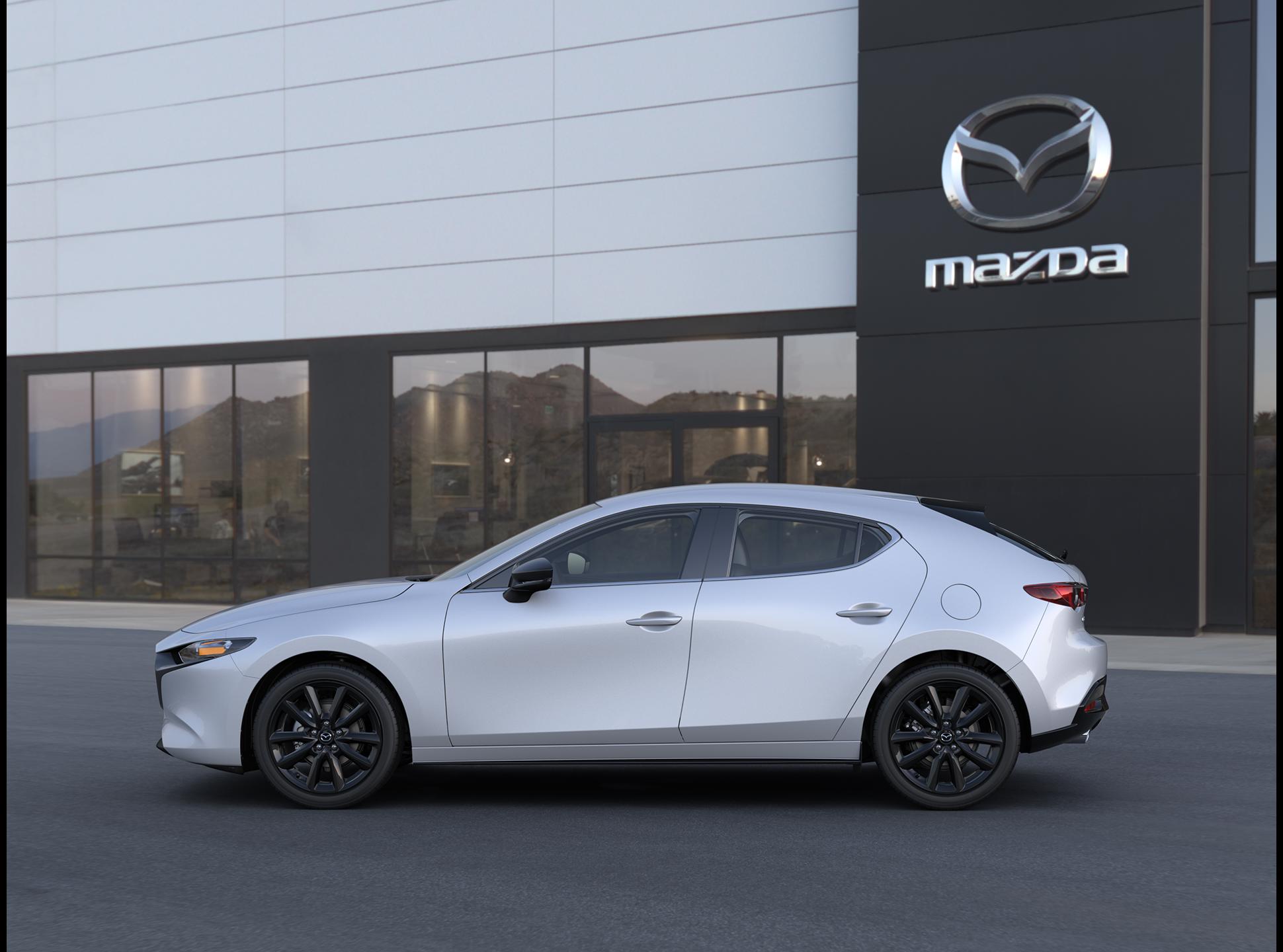 2026 Mazda Mazda3 Hatchback 2.5 Select Sport photo 3