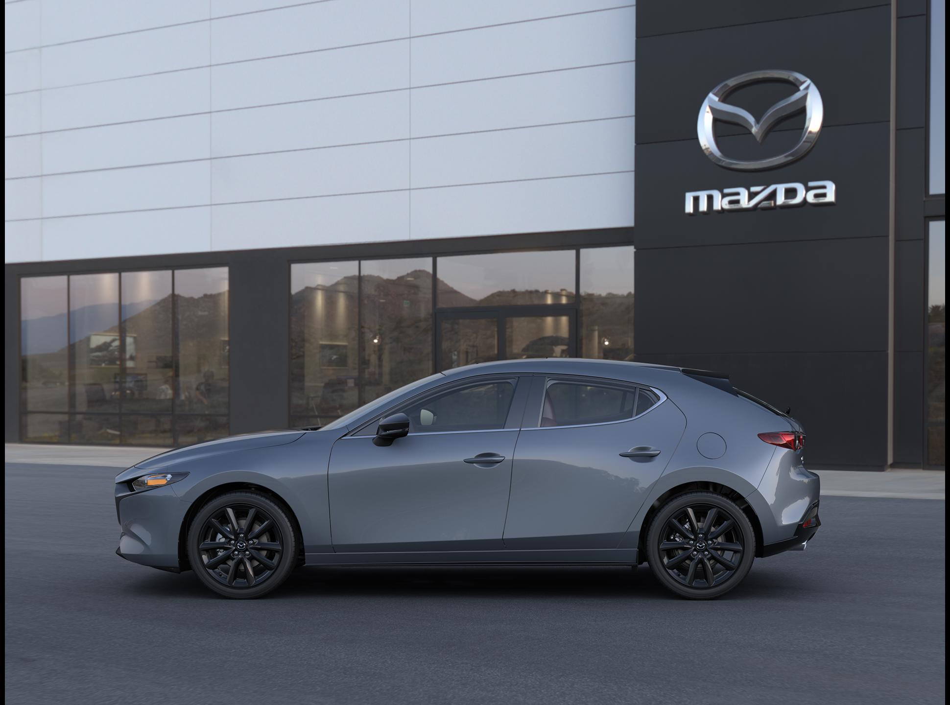 2026 Mazda Mazda3 2.5 s Carbon photo 3