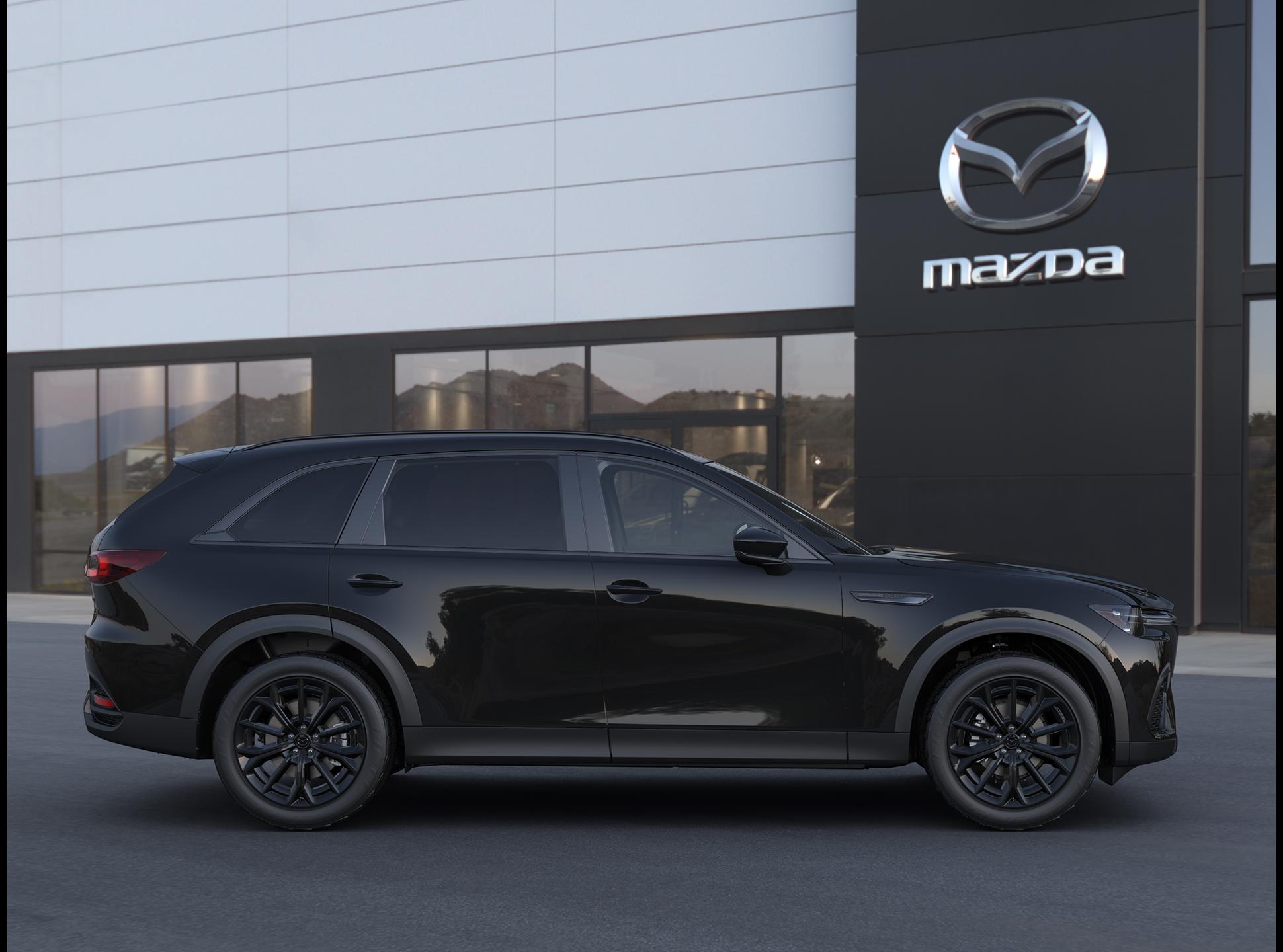 2026 Mazda MAZDA CX-70 3.3 TURBO PREFERRED AWD SUV Slide 4